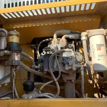 徐工XE490DK履带式挖掘机