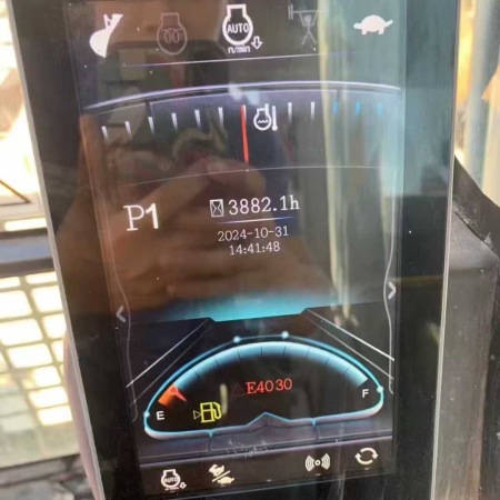 徐工XE490DK履带式挖掘机