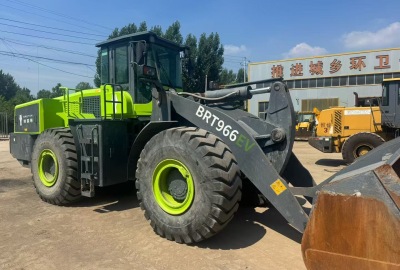 博雷顿BRT956EV轮式装载机