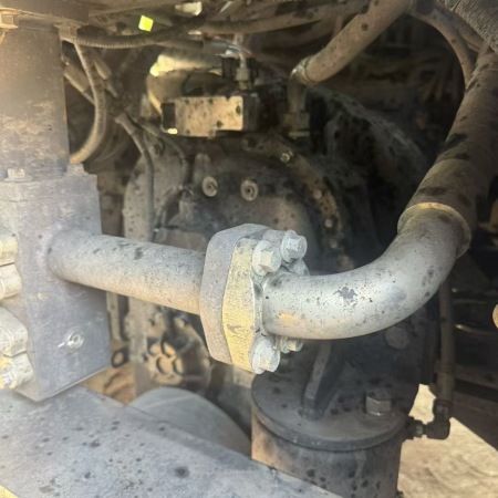 博雷顿BRT956EV轮式装载机