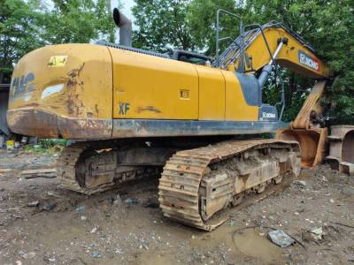 徐工XE370DK履帶式挖掘機(jī)