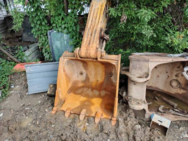 徐工XE370DK履帶式挖掘機