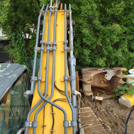 徐工XE370DK履带式挖掘机