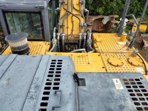 徐工XE370DK履帶式挖掘機