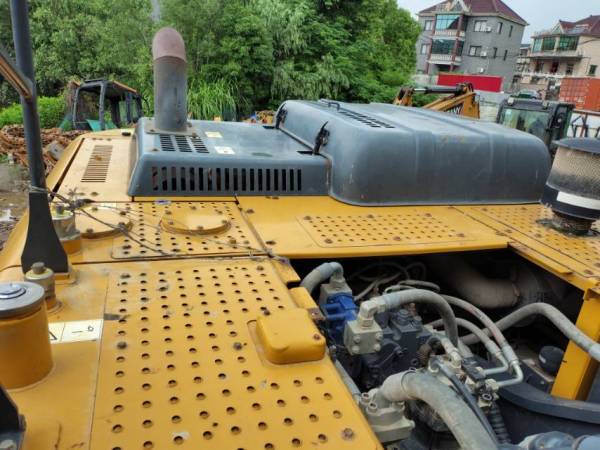 徐工XE370DK履帶式挖掘機