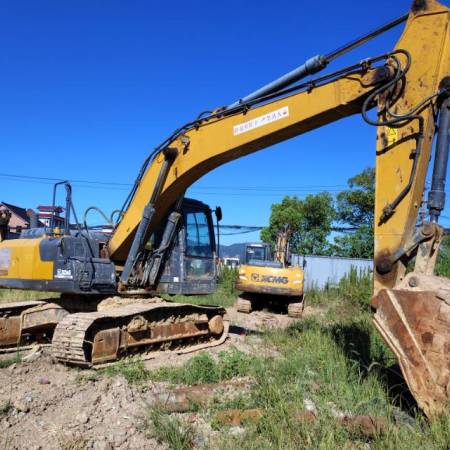 徐工XE200DA履带式挖掘机