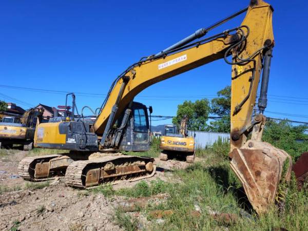 徐工XE200DA履帶式挖掘機