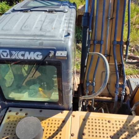 徐工XE200DA履带式挖掘机