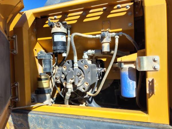 徐工XE200DA履帶式挖掘機