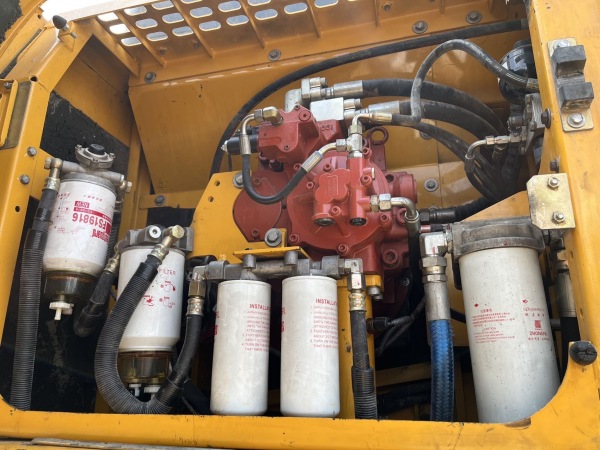 柳工CLG952E履帶式挖掘機(jī)