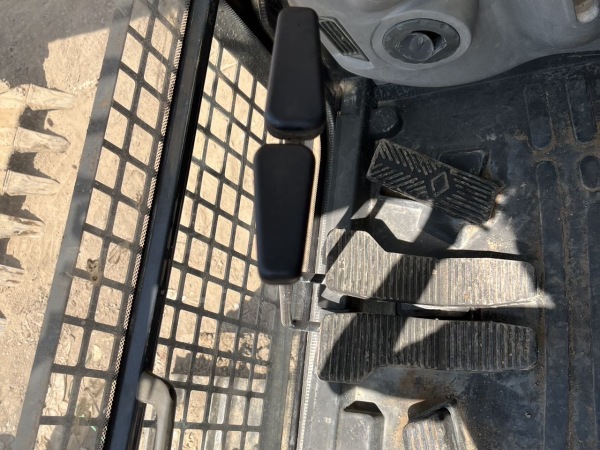 柳工CLG952E履帶式挖掘機(jī)