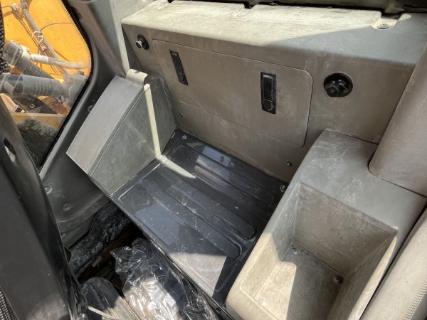 柳工CLG952E履帶式挖掘機(jī)