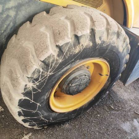 徐工XS223J单钢轮压路机