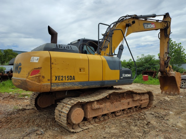 徐工XE200DA履帶式挖掘機(jī)