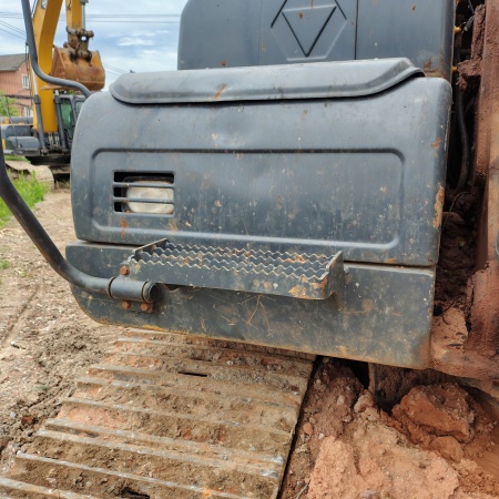 徐工XE200DA履带式挖掘机