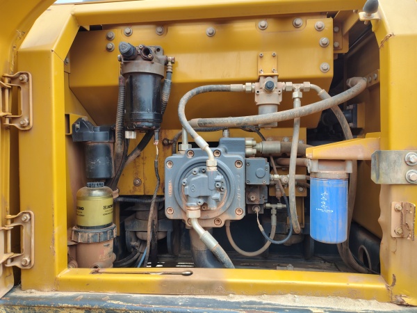 徐工XE200DA履帶式挖掘機(jī)