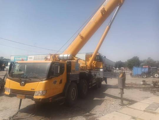 徐工XCT85（全桥转向）汽车起重机