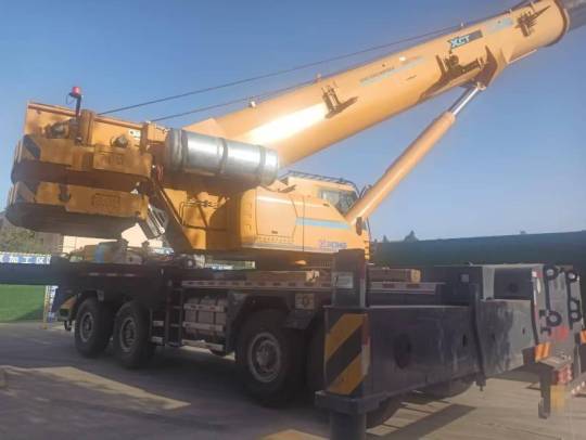 徐工XCT85（全桥转向）汽车起重机