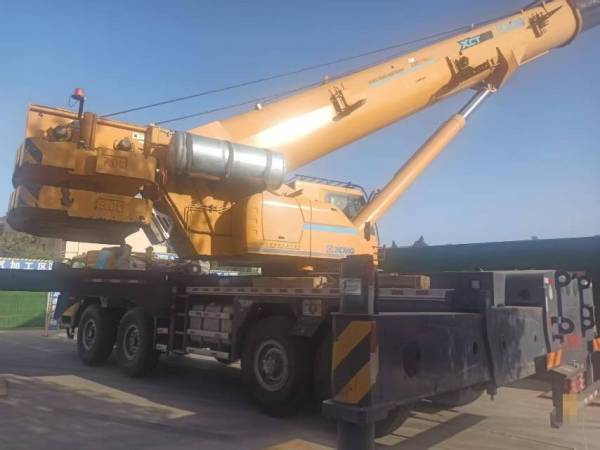 徐工XCT85（全桥转向）汽车起重机