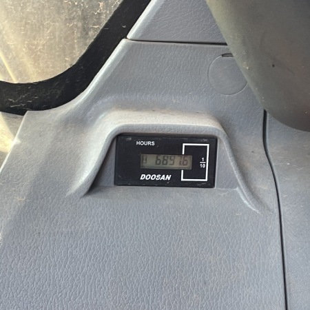 斗山DX380LC-9C履带式挖掘机