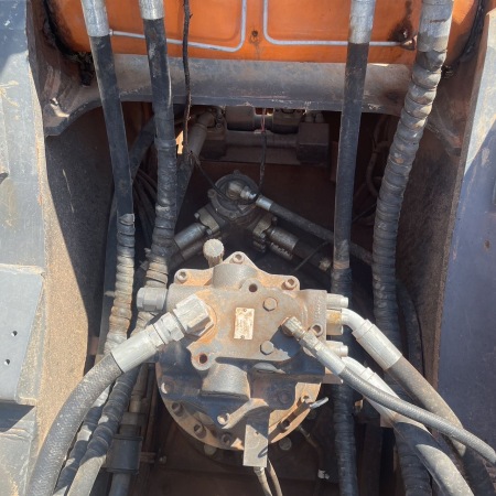 斗山DX380LC-9C履带式挖掘机