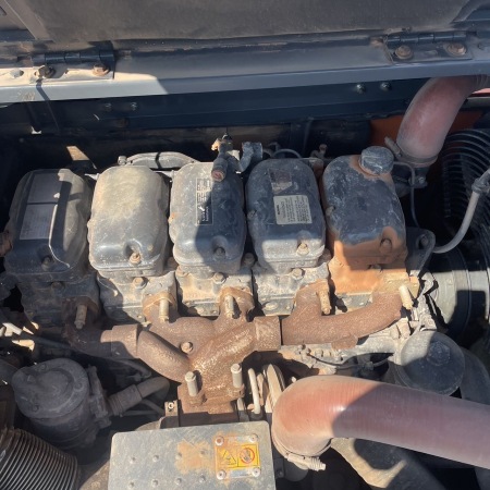 斗山DX380LC-9C履带式挖掘机