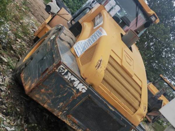 徐工XS223JE單鋼輪壓路機(jī)