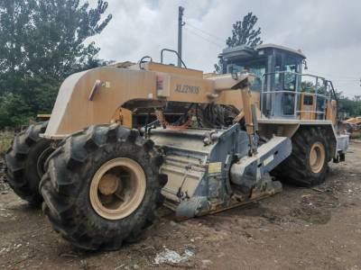 徐工XLZ2103S冷再生