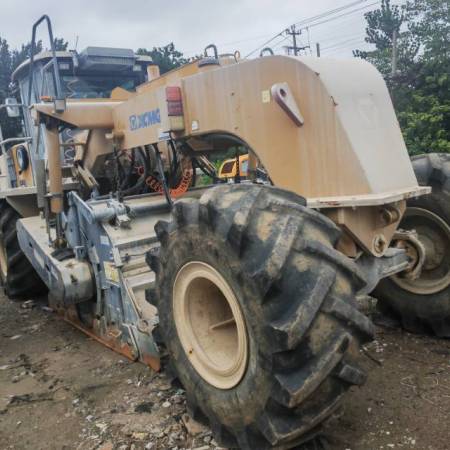 徐工XLZ2103S冷再生