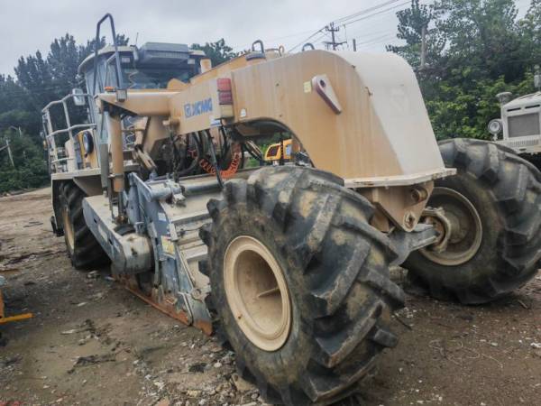 徐工XLZ2103S冷再生