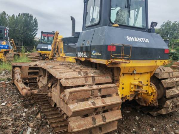 山推SD16L推土機