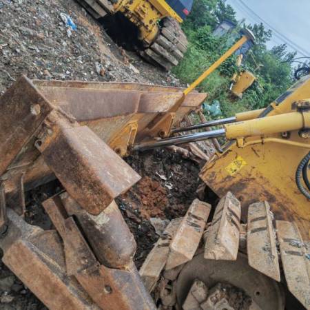 山推SD16L推土机