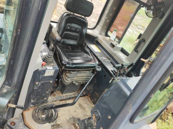 山推SD16TL推土機(jī)