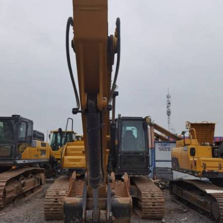 徐工XE245GH履带式挖掘机