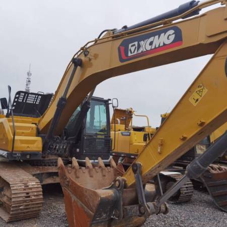 徐工XE245GH履带式挖掘机