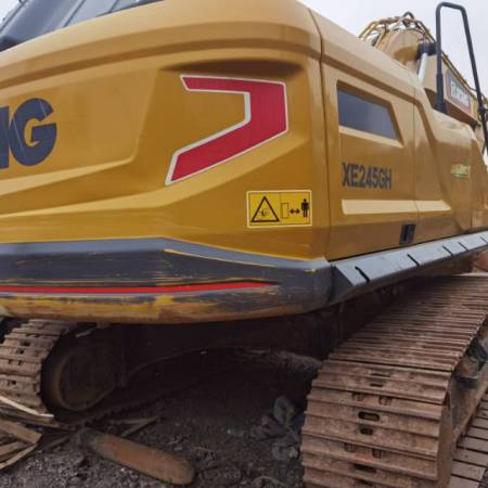 徐工XE245GH履带式挖掘机