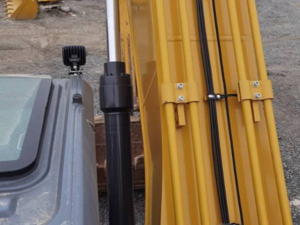 徐工XE245GH履帶式挖掘機(jī)