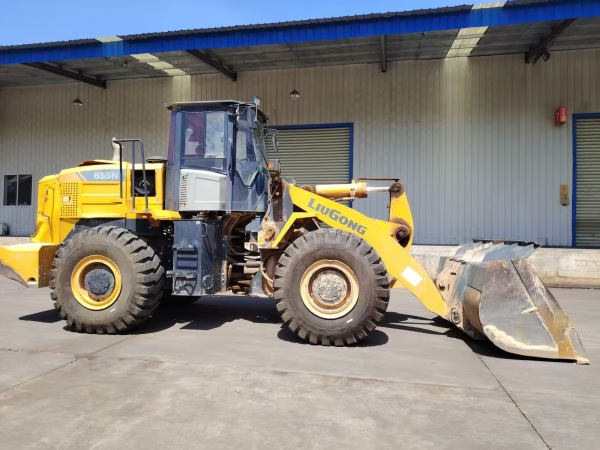 柳工CLG855N輪式裝載機(jī)