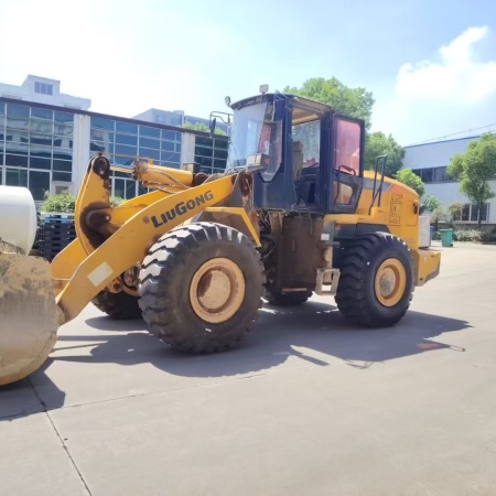 柳工CLG855N轮式装载机