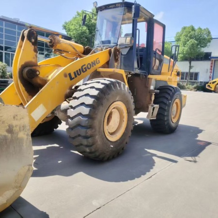 柳工CLG855N轮式装载机