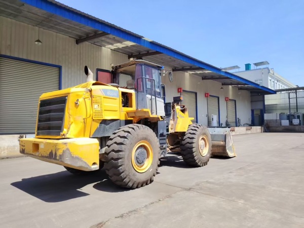 柳工CLG855N輪式裝載機(jī)