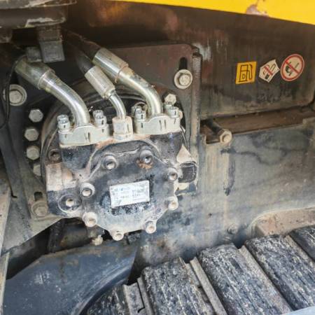 徐工RP1003T摊铺机