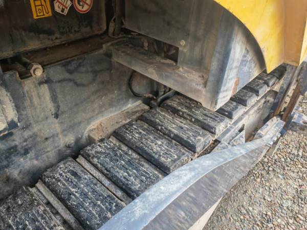 徐工RP1003T攤鋪機(jī)