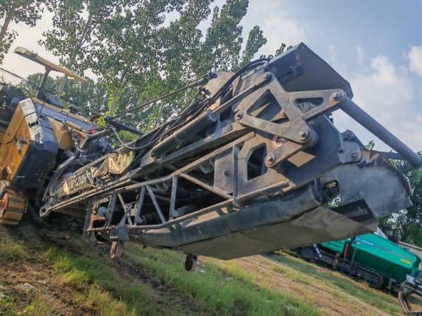 徐工XM1205F銑刨機(jī)