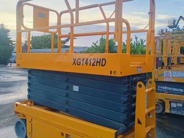 徐工XG1412HD剪叉式高空作業(yè)平臺