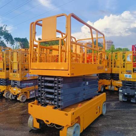 徐工XG1412HD剪叉式高空作业平台