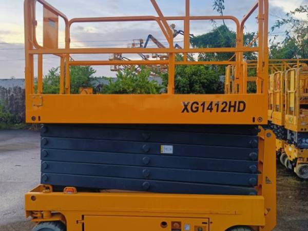 徐工XG1412HD剪叉式高空作業(yè)平臺