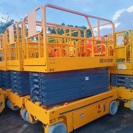 徐工XG1412HD剪叉式高空作业平台