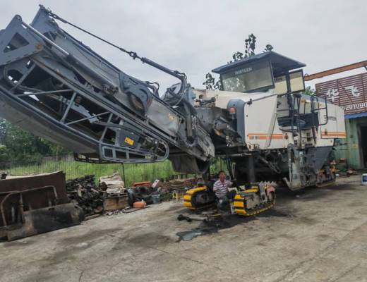 维特根W2000铣刨机