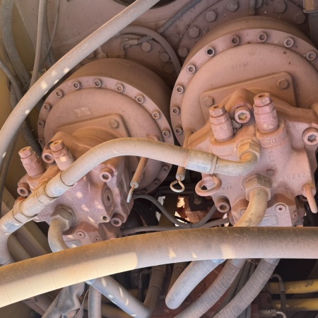 柳工CLG970E履带式挖掘机